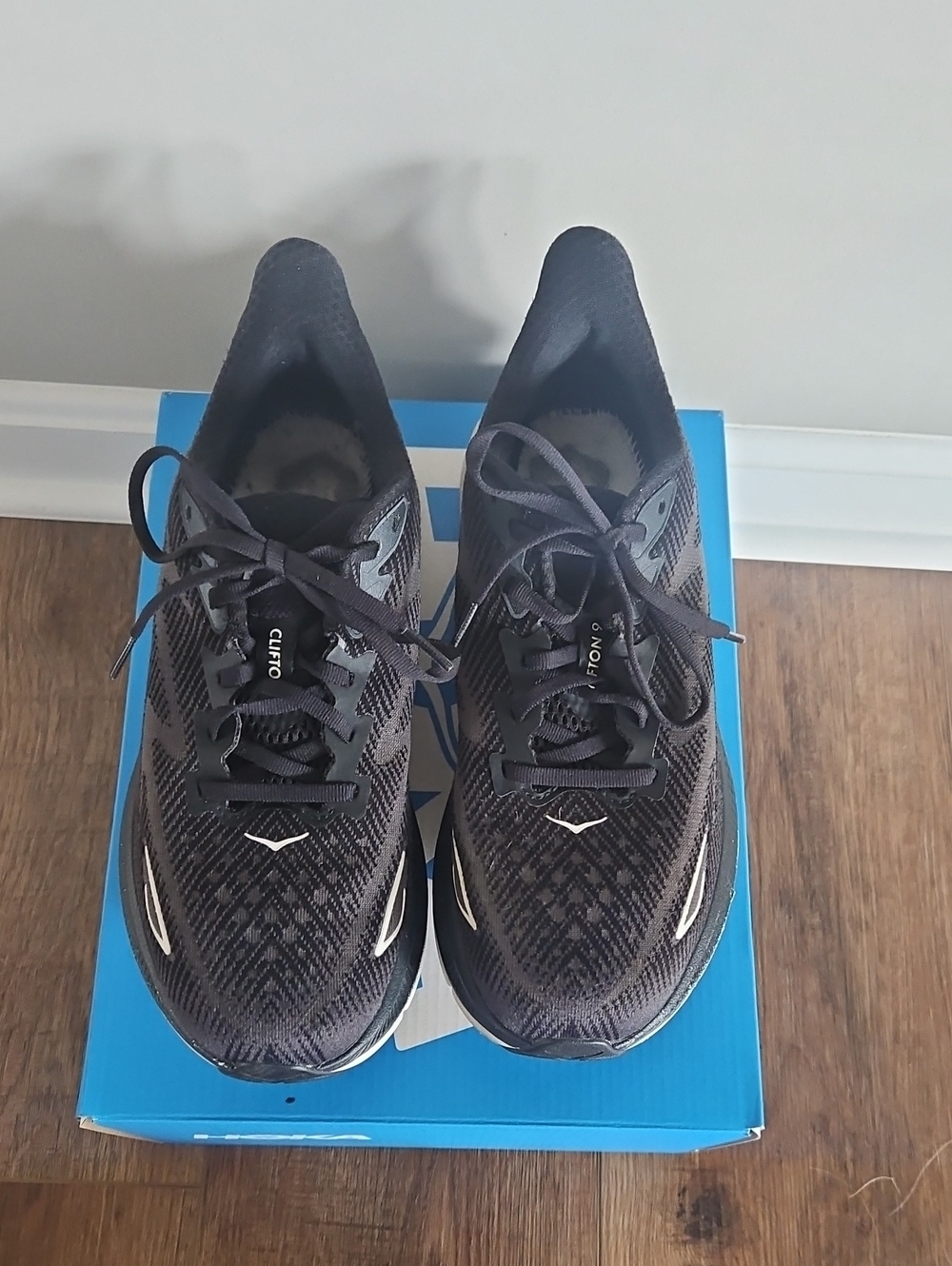 Hoka W Clifton 9, Womens 8.5B - Picture 3 of 5